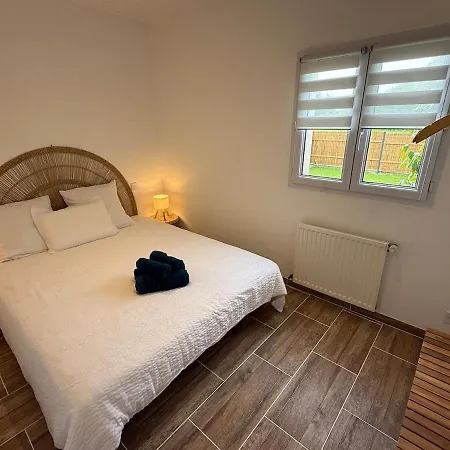 펜션 Charmante Maison 레헤르비에르