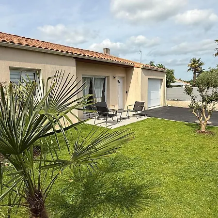 Charmante Maison ليزيربييه