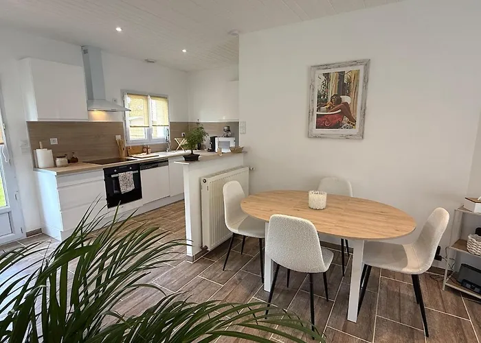 Hébergement de vacances Charmante Maison Les Herbiers